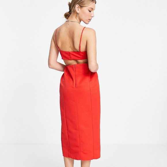 Lil’ Red Dress - Picture 3 of 8